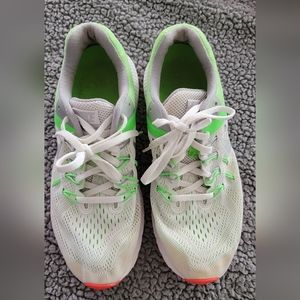 Nike zoom wingflo 2 sneakers